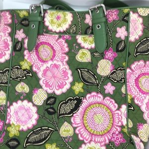 Vera Bradley Shoulder Bag.